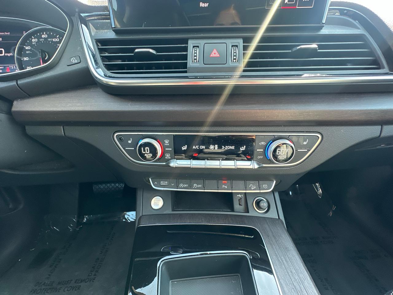 Audi Q5 2.0T Premium Plus quattro 2023