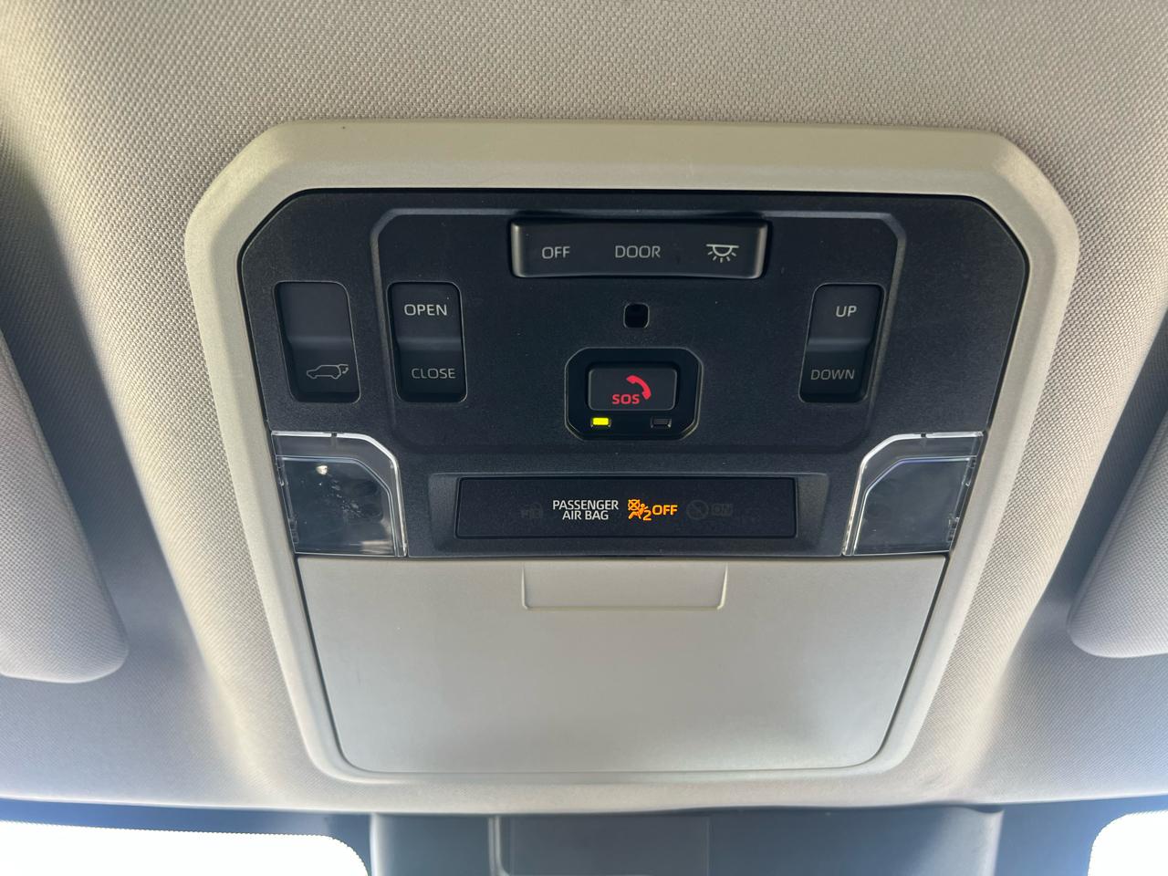 Toyota Sequoia SR5 4WD 2023
