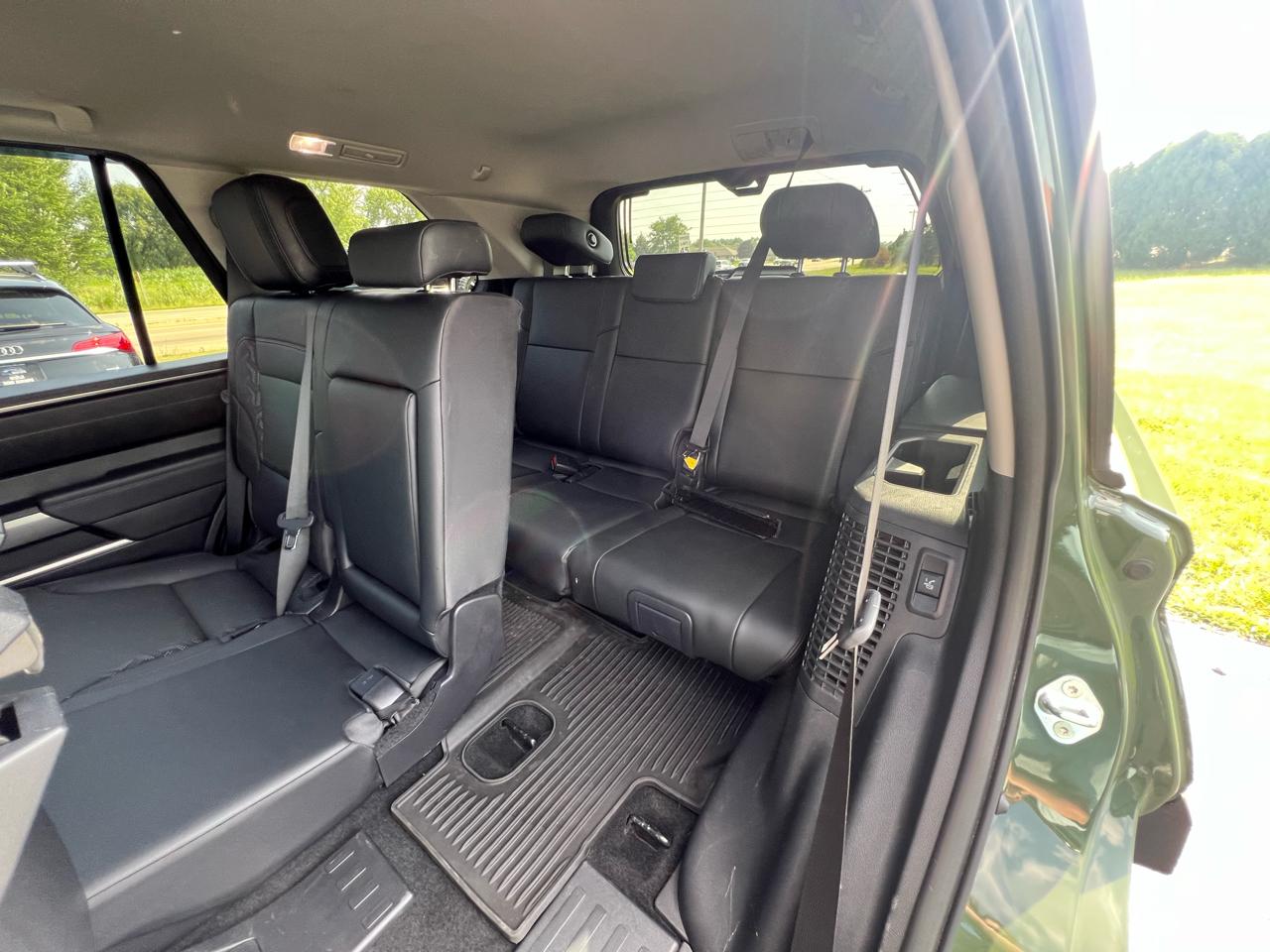 Toyota Sequoia SR5 4WD 2023