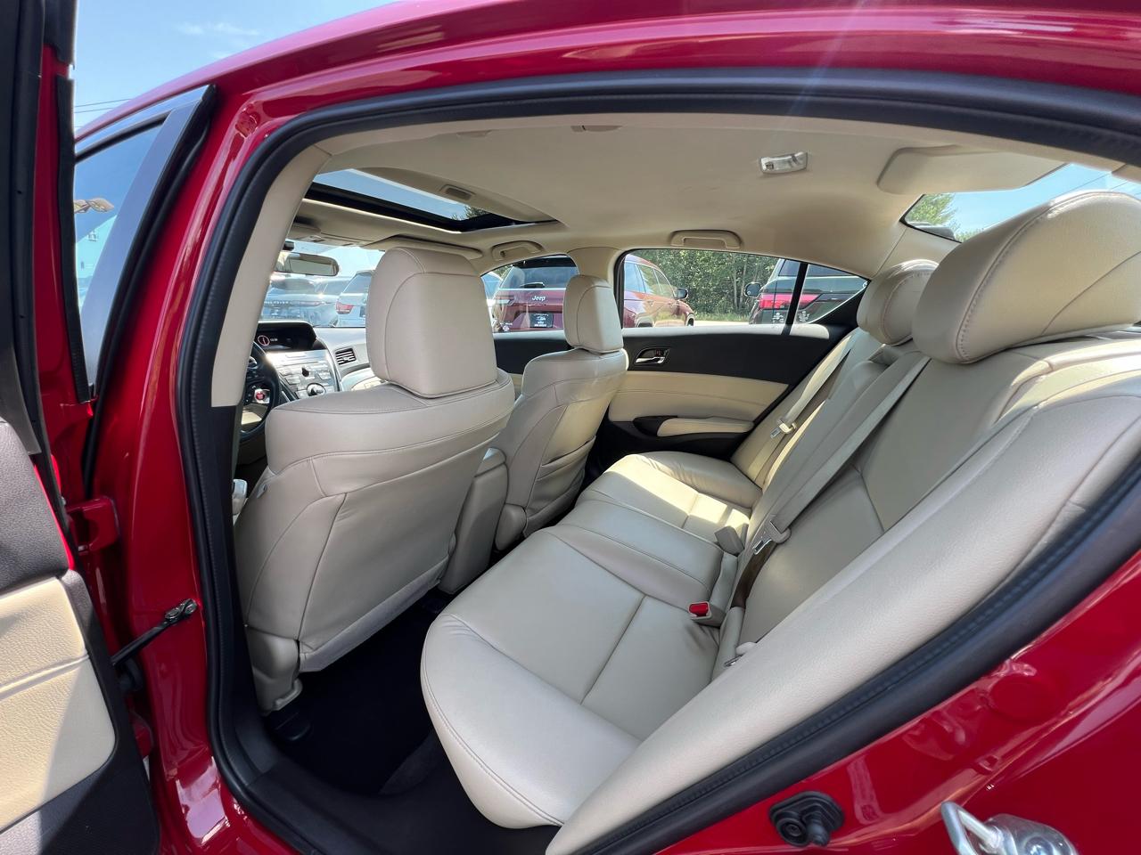 Acura ILX 8-Spd AT w/ AcuraWatch Plus Package 2018