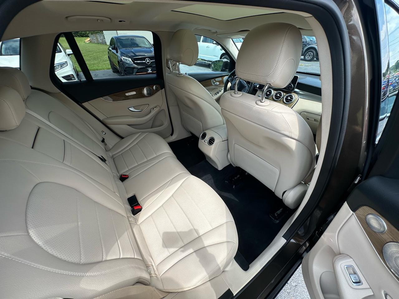Mercedes-Benz GLC-Class GLC300 4MATIC 2018