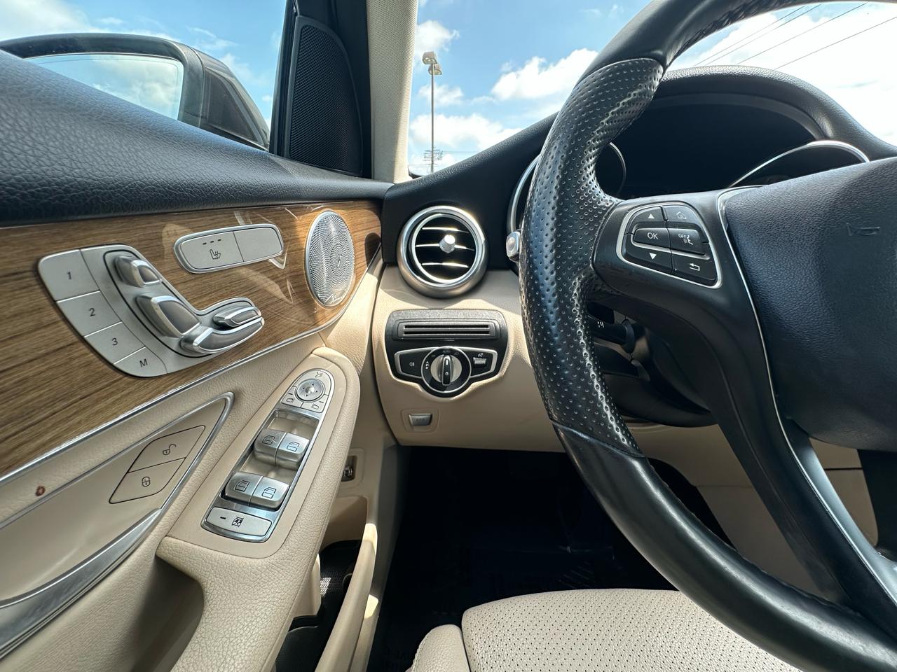 Mercedes-Benz GLC-Class GLC300 4MATIC 2018