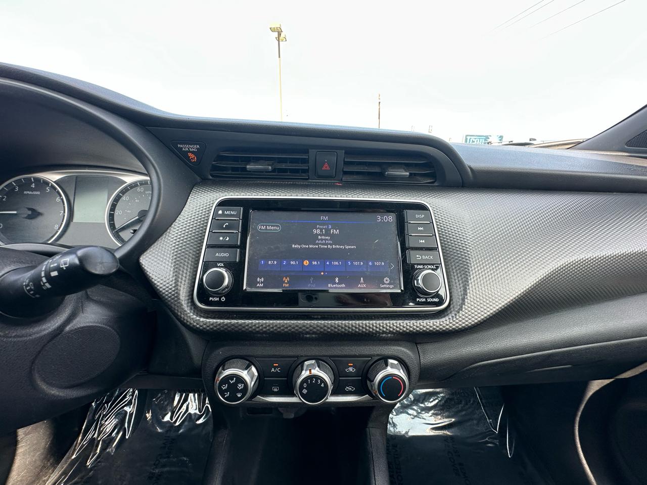 Nissan Kicks S 2020