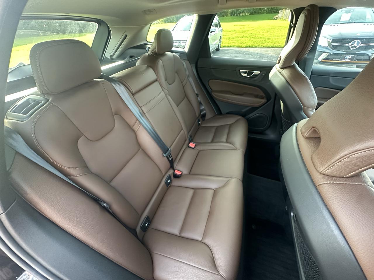 Volvo XC60 T5 Momentum AWD 2020