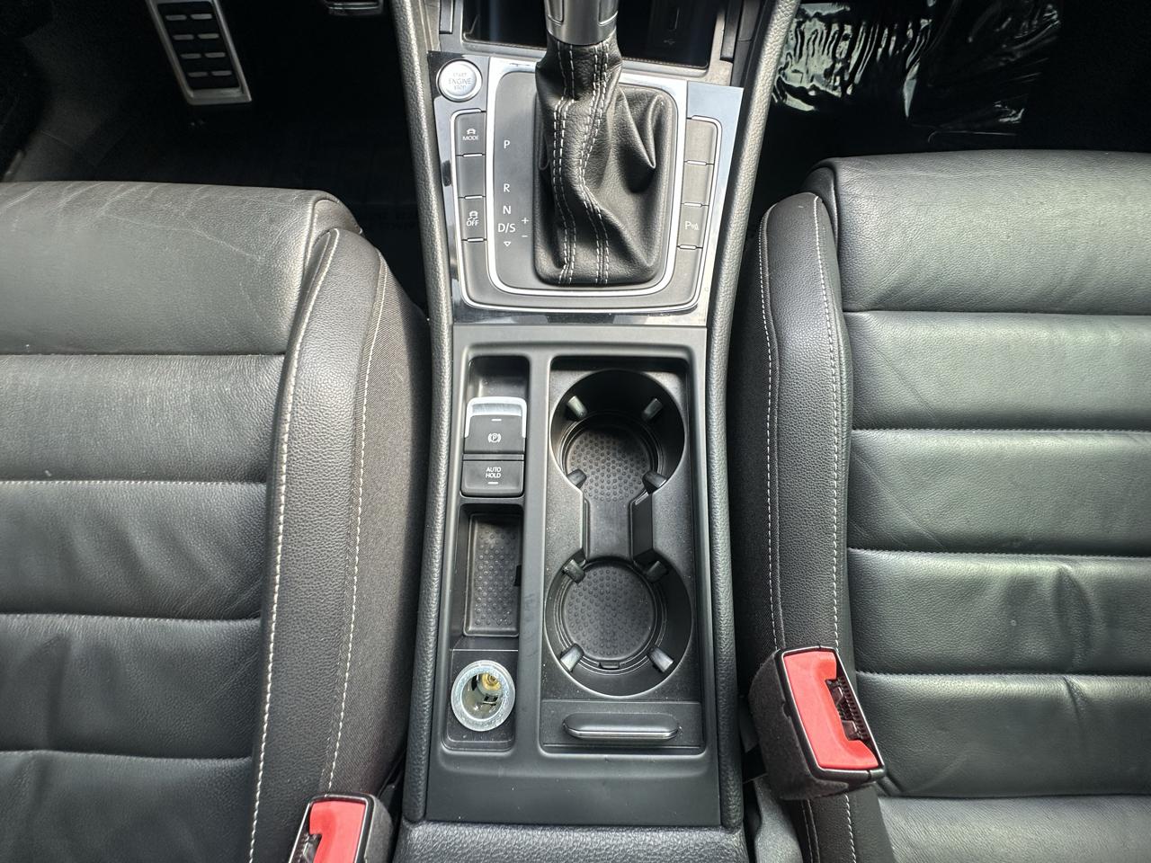 Volkswagen Golf R DCS and Navigation 6A 2017