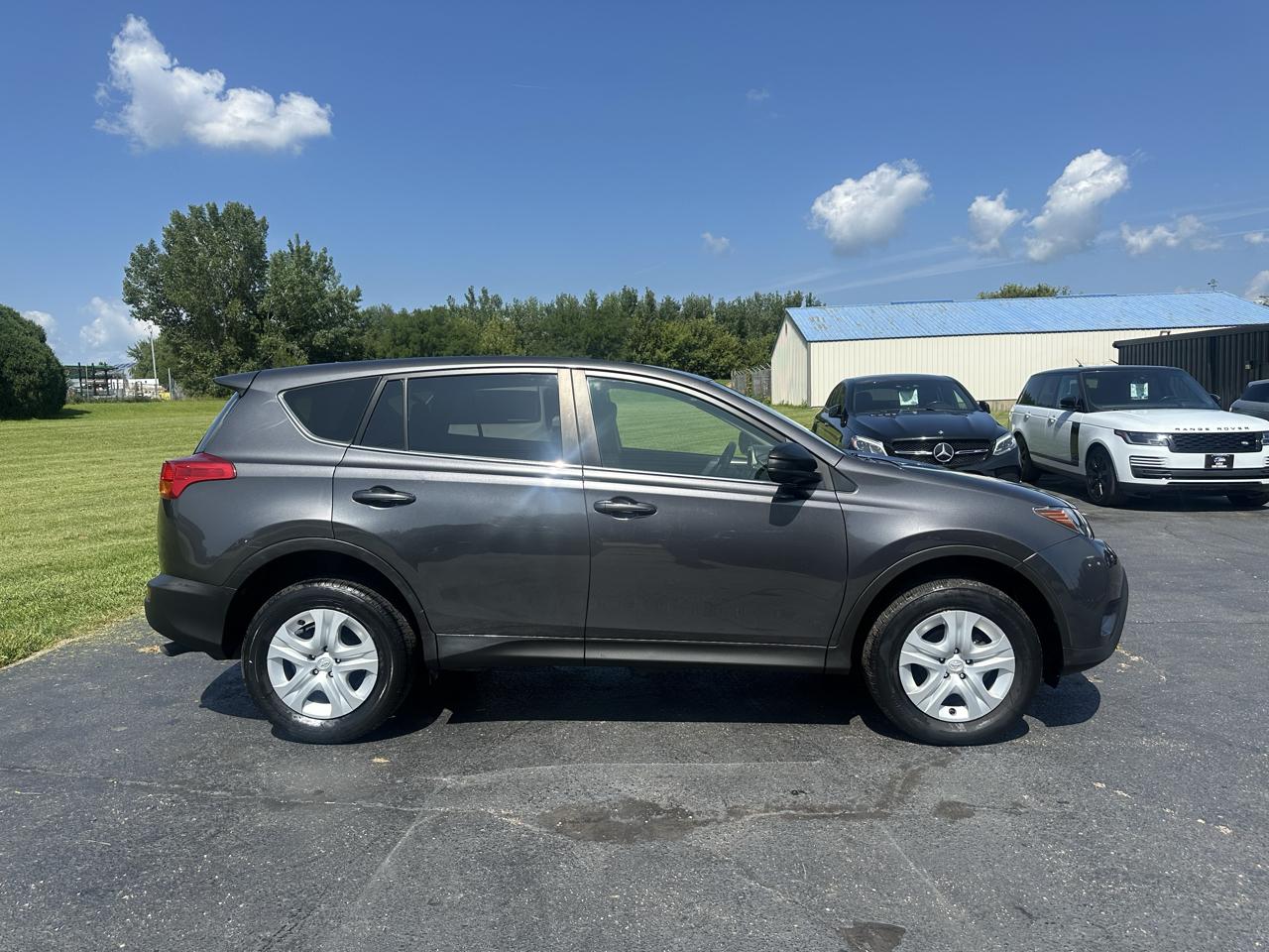Toyota RAV4 LE 2015