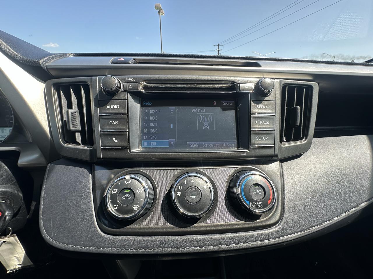 Toyota RAV4 LE 2015