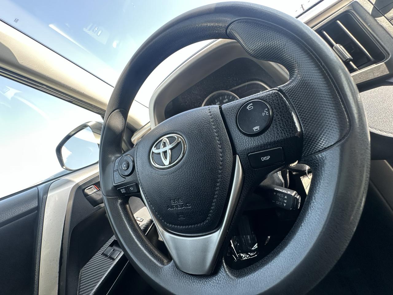 Toyota RAV4 LE 2015