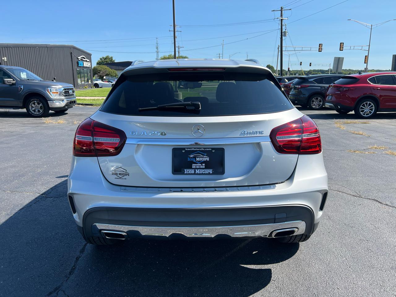 Mercedes-Benz GLA-Class GLA250 4MATIC 2018