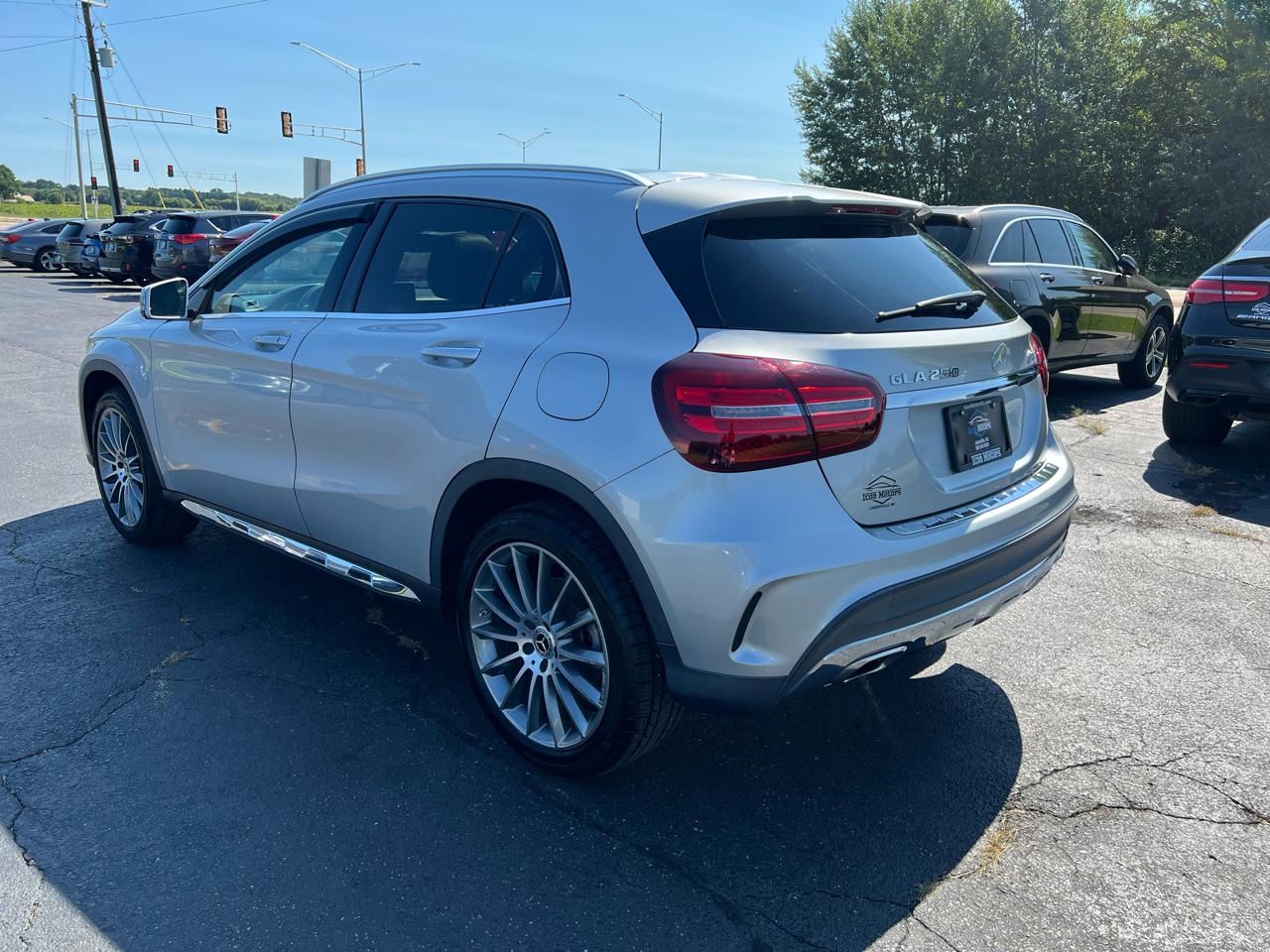 Mercedes-Benz GLA-Class GLA250 4MATIC 2018