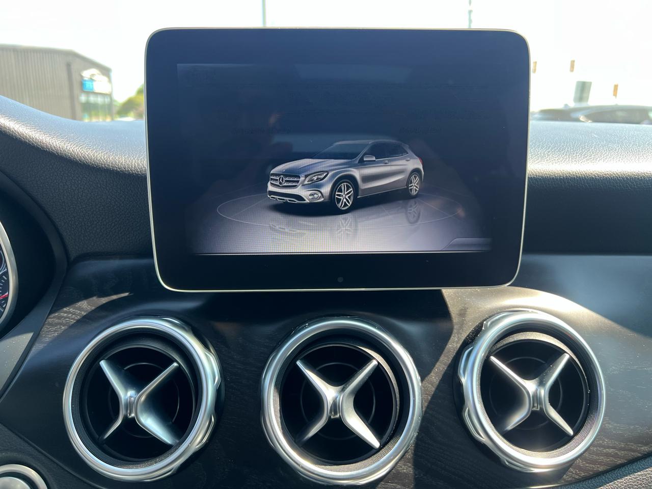 Mercedes-Benz GLA-Class GLA250 4MATIC 2018