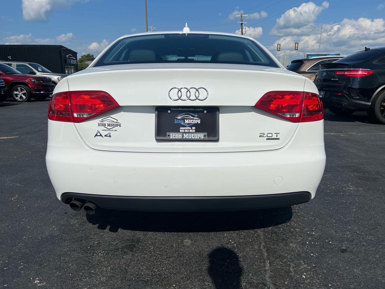 Audi A4 2.0T Sedan quattro Tiptronic 2012