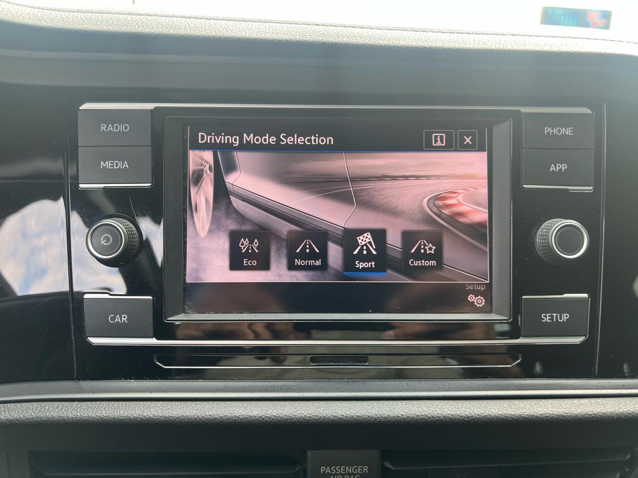 Volkswagen Jetta GLI S 6M 2019