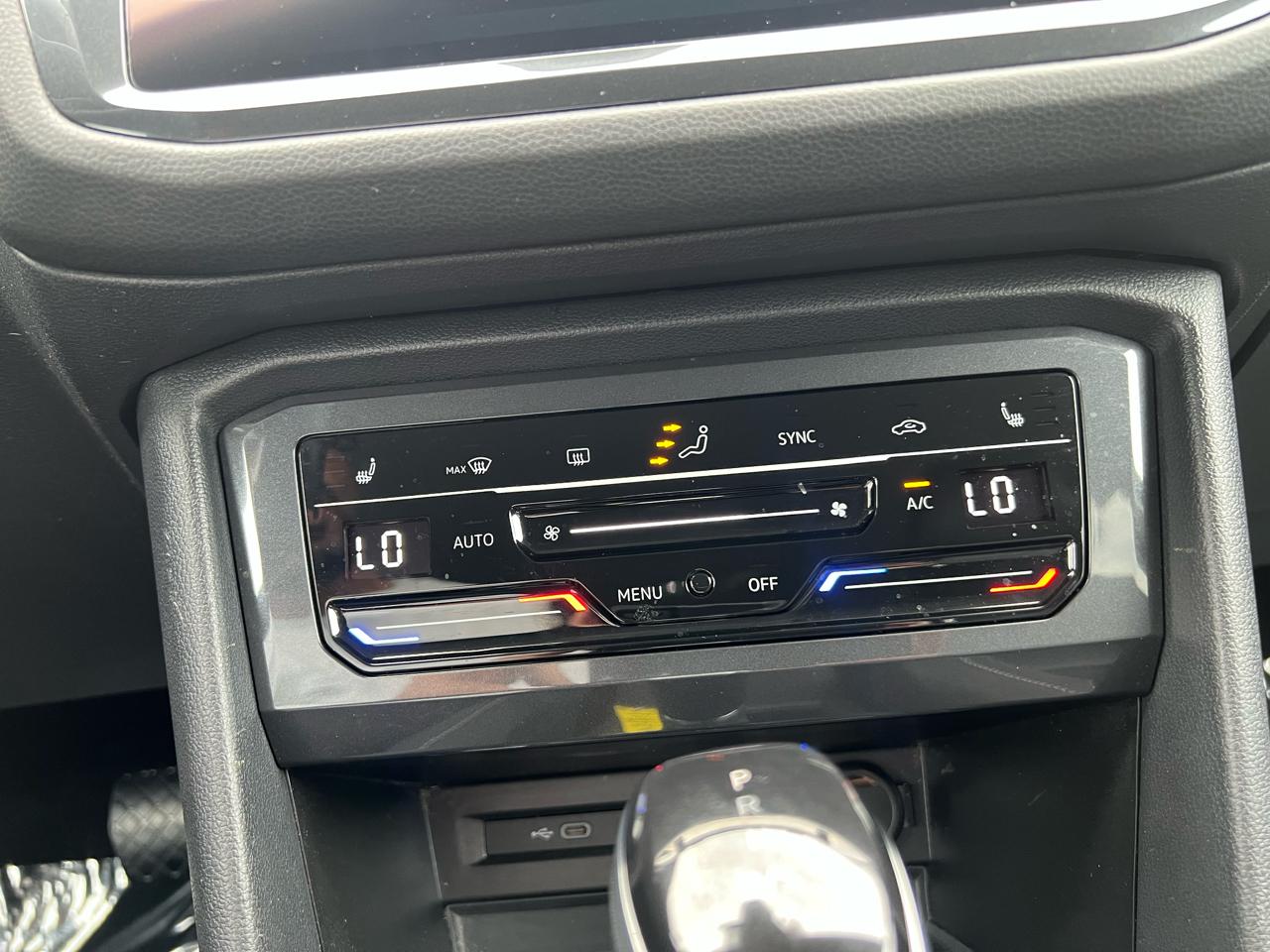 Volkswagen Tiguan photo 17
