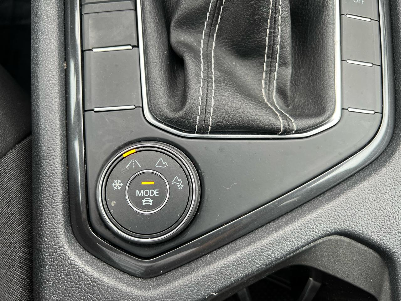 Volkswagen Tiguan photo 18