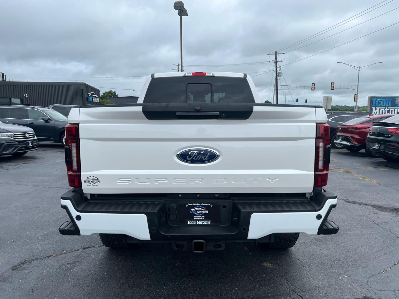 Ford F-250 SD Lariat Crew Cab 4WD 2017