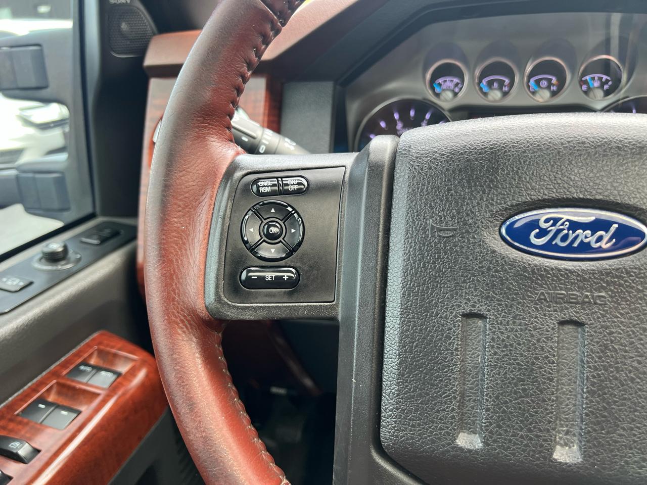 Ford F-250 SD King Ranch Crew Cab 4WD 2013