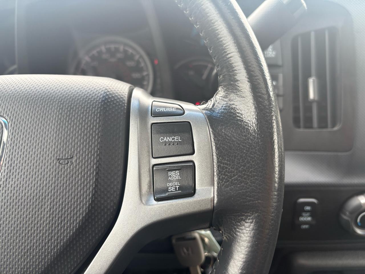 Honda Ridgeline RTL w/ Navigation 2009