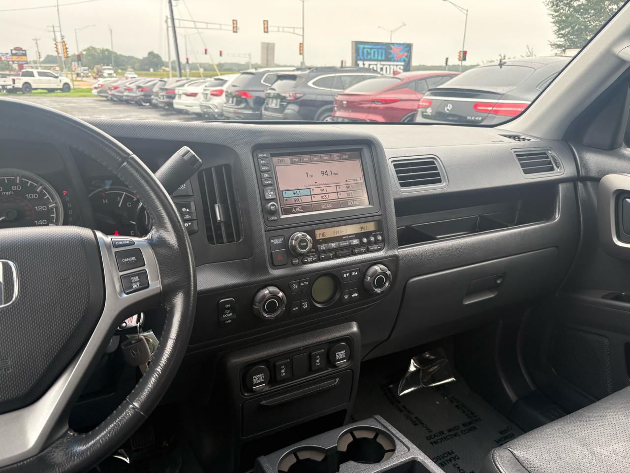 Honda Ridgeline RTL w/ Navigation 2009