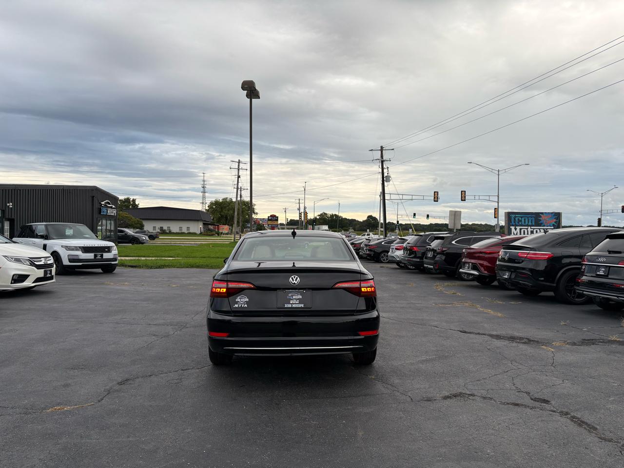 Volkswagen Jetta 1.4T SEL 8A 2019