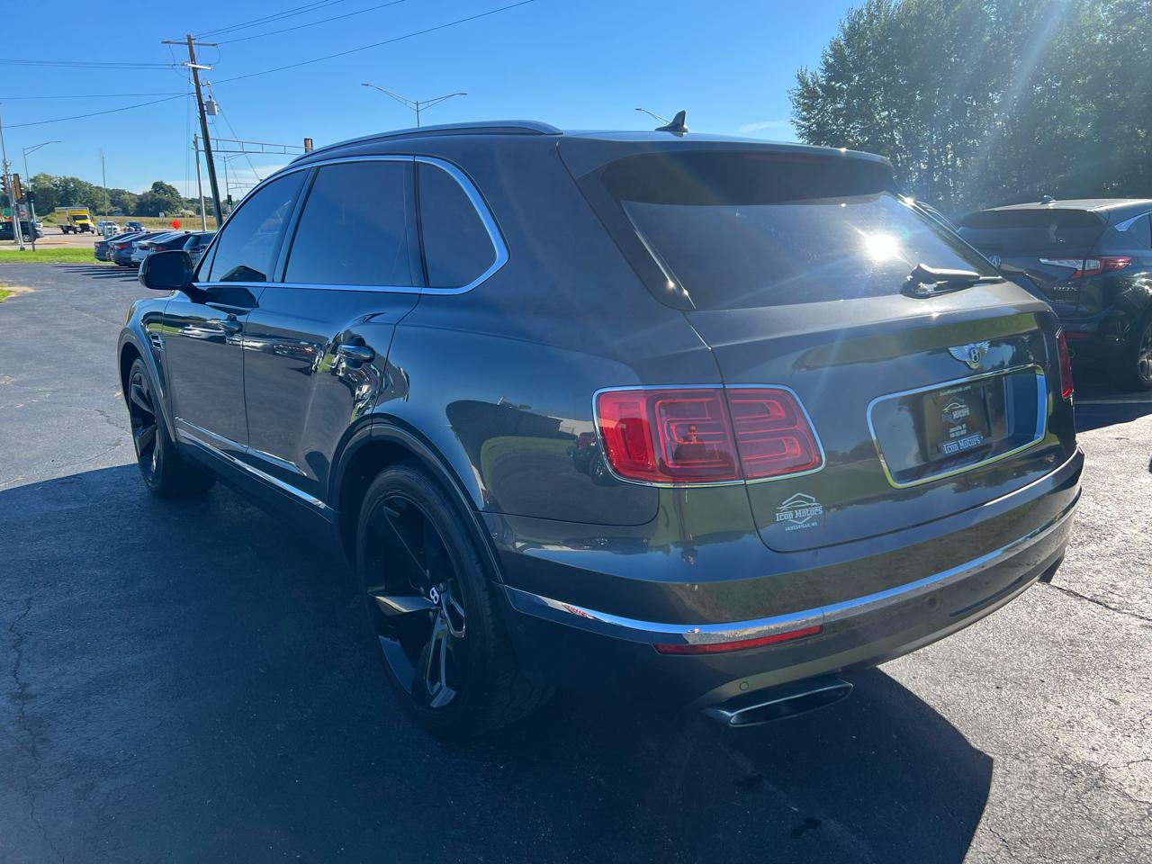 2017 Bentley Bentayga Base - Photo 8