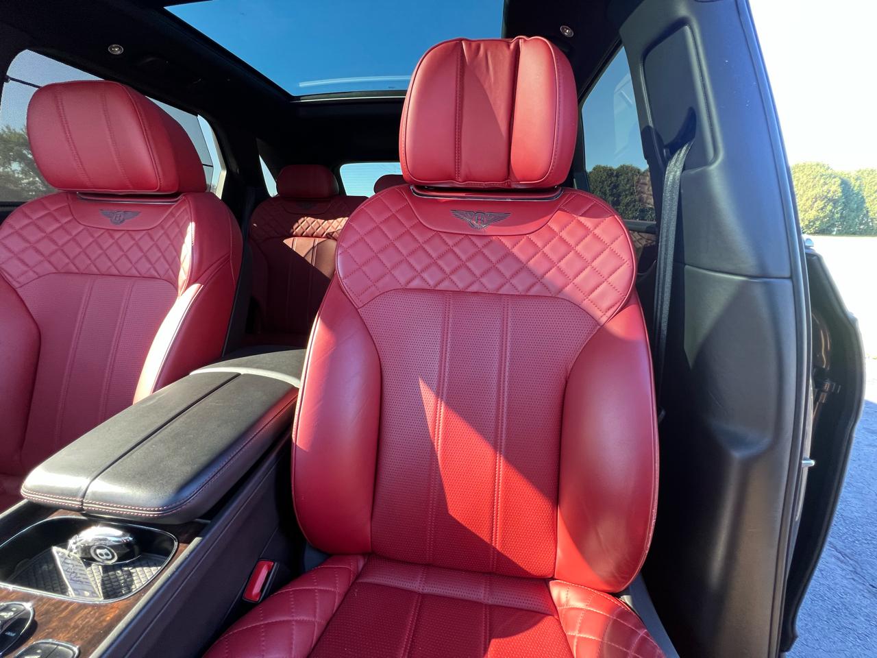2017 Bentley Bentayga Base - Photo 13