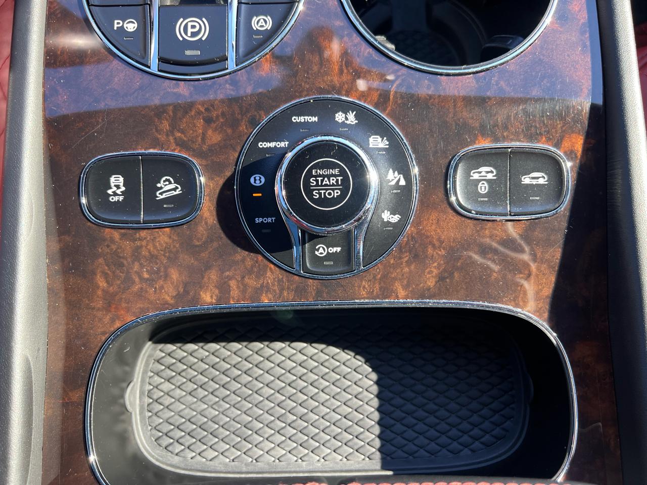 2017 Bentley Bentayga Base - Photo 23