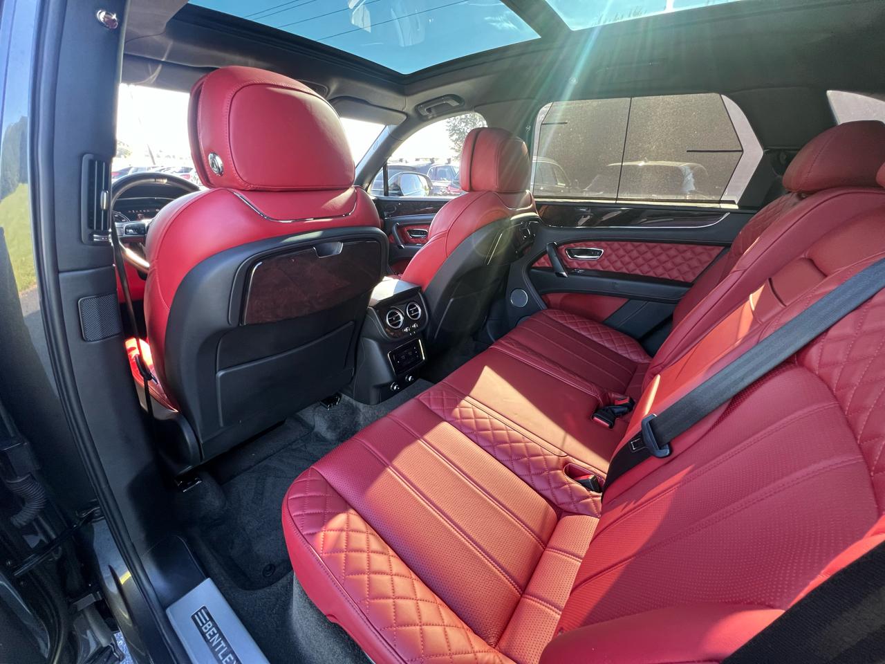 2017 Bentley Bentayga Base - Photo 26