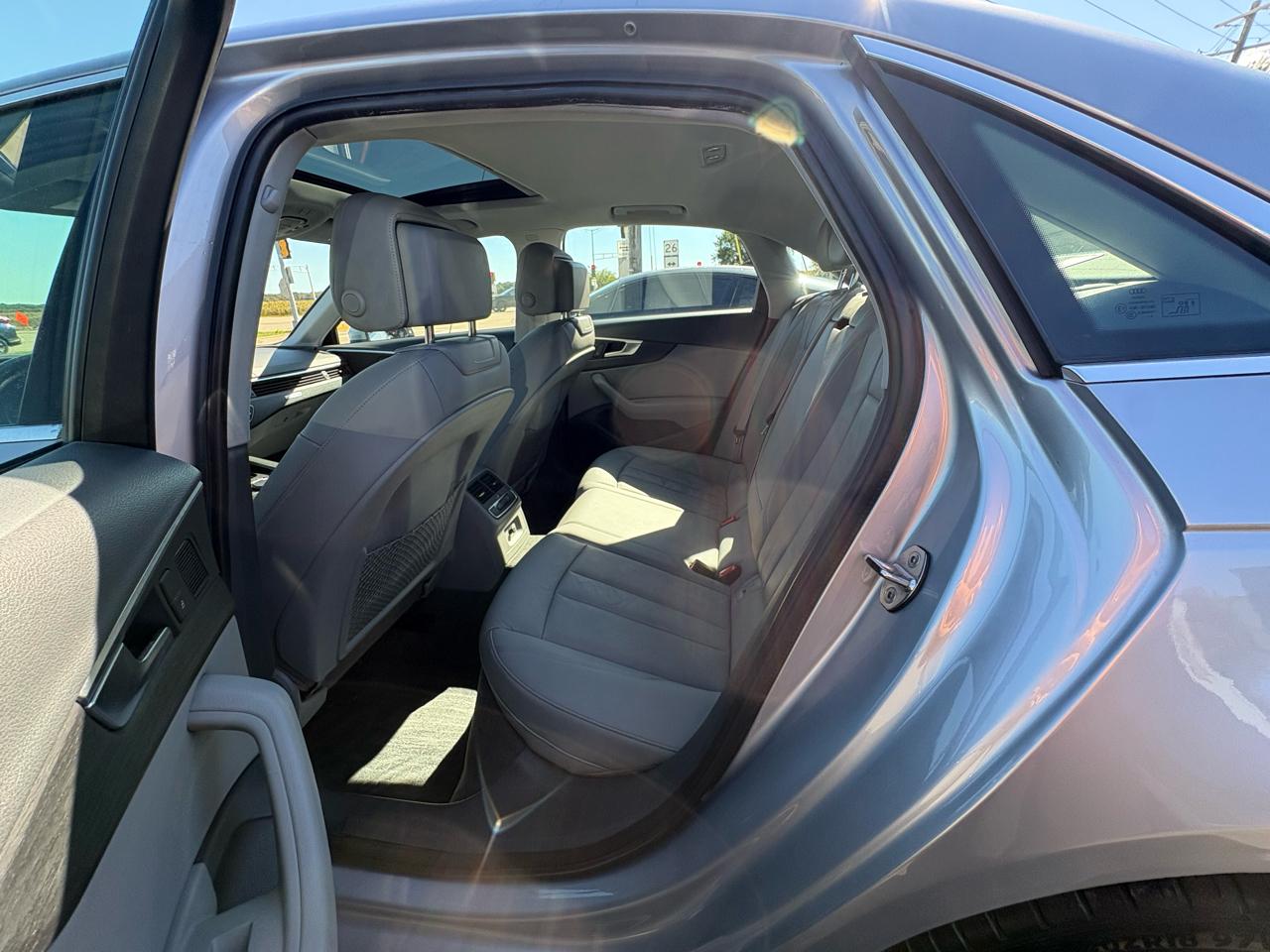 Audi A4 2.0T Premium Plus quattro Sedan 2017