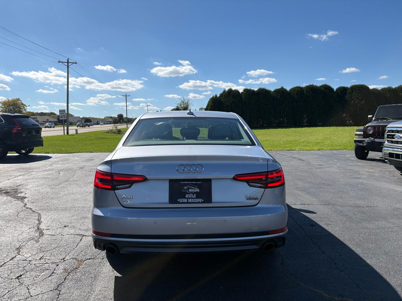 Audi A4 photo 6