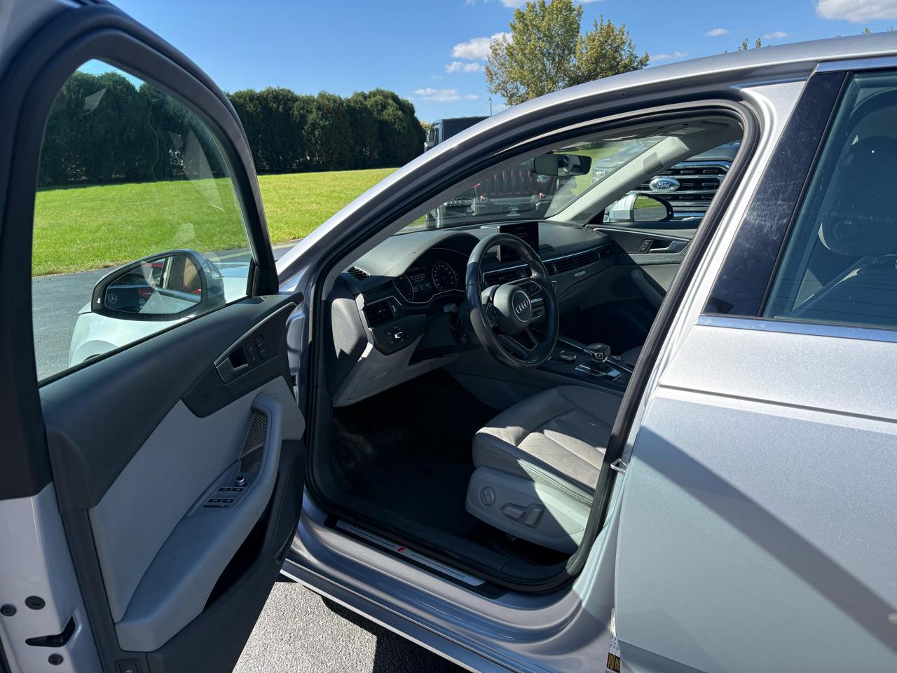Audi A4 photo 9