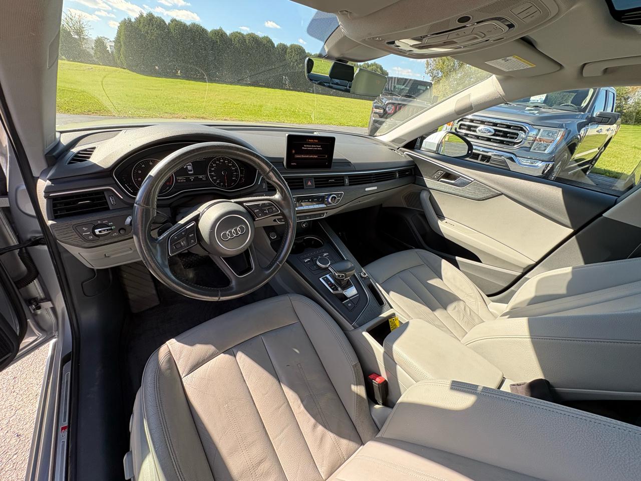 Audi A4 photo 10