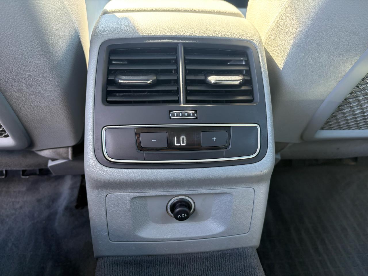 Audi A4 photo 20