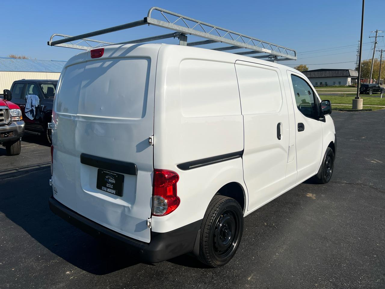 Nissan NV200 SV 2015