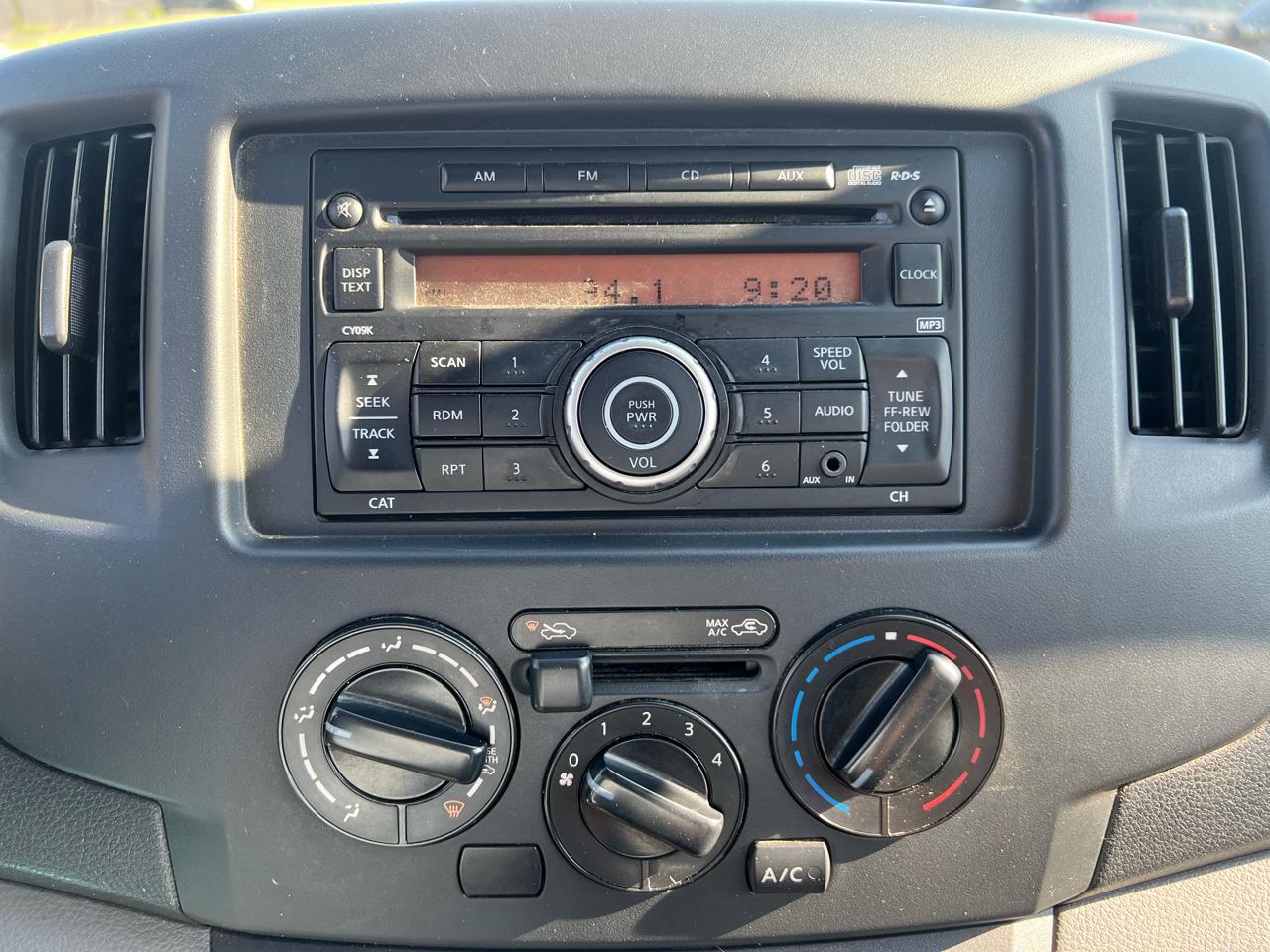 Nissan NV200 SV 2015