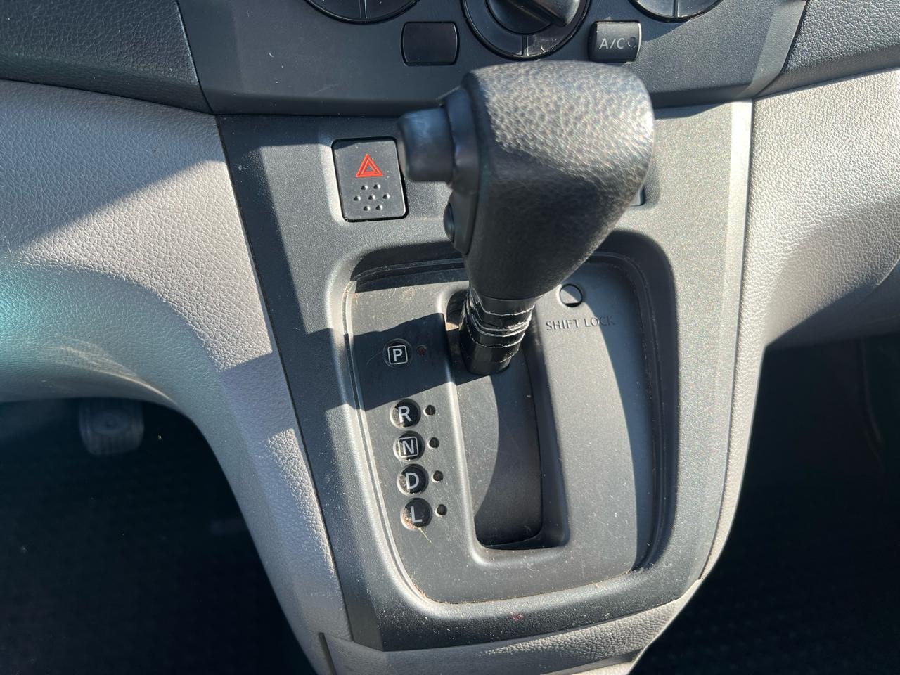 Nissan NV200 SV 2015