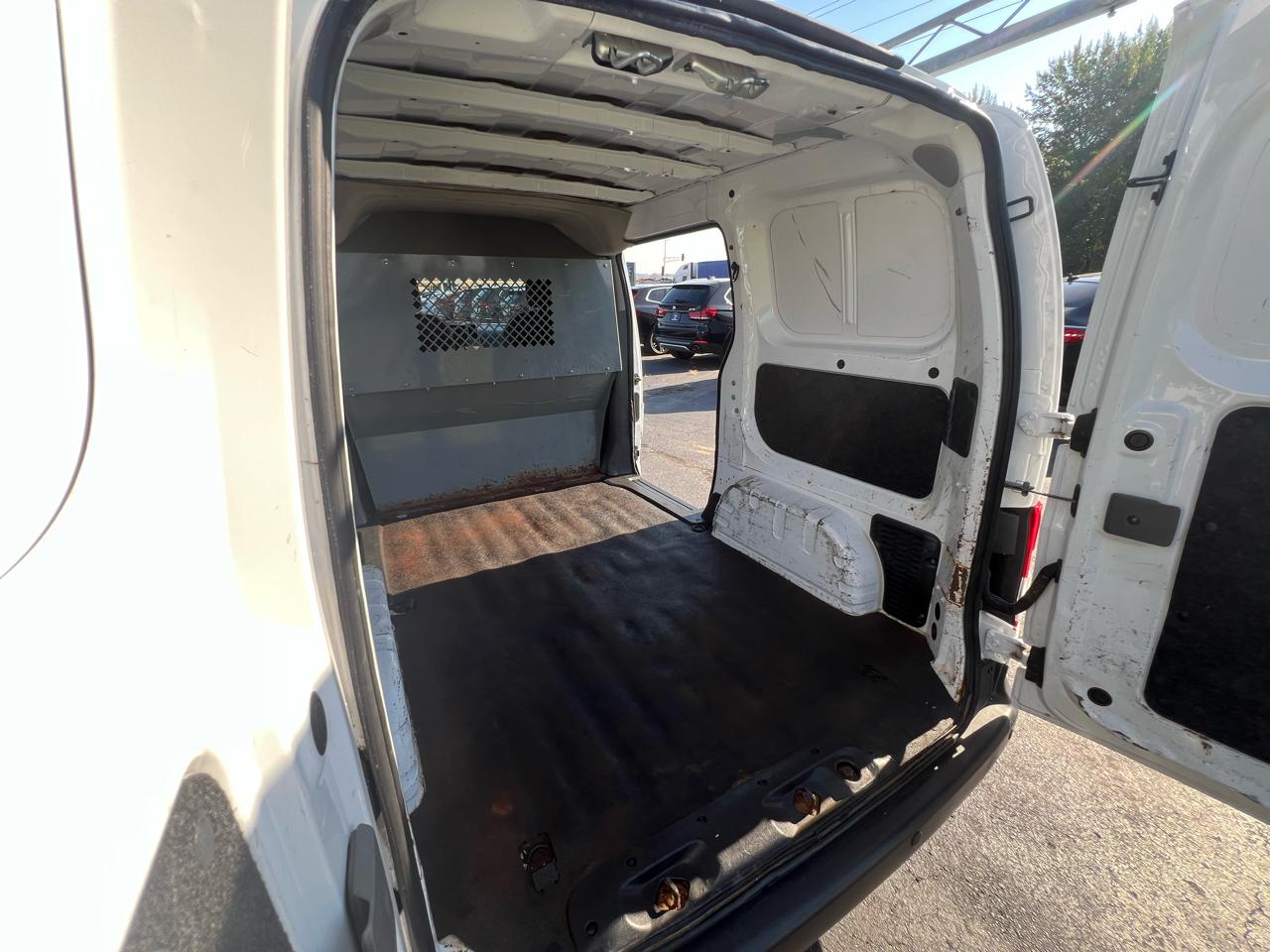 Nissan NV200 SV 2015