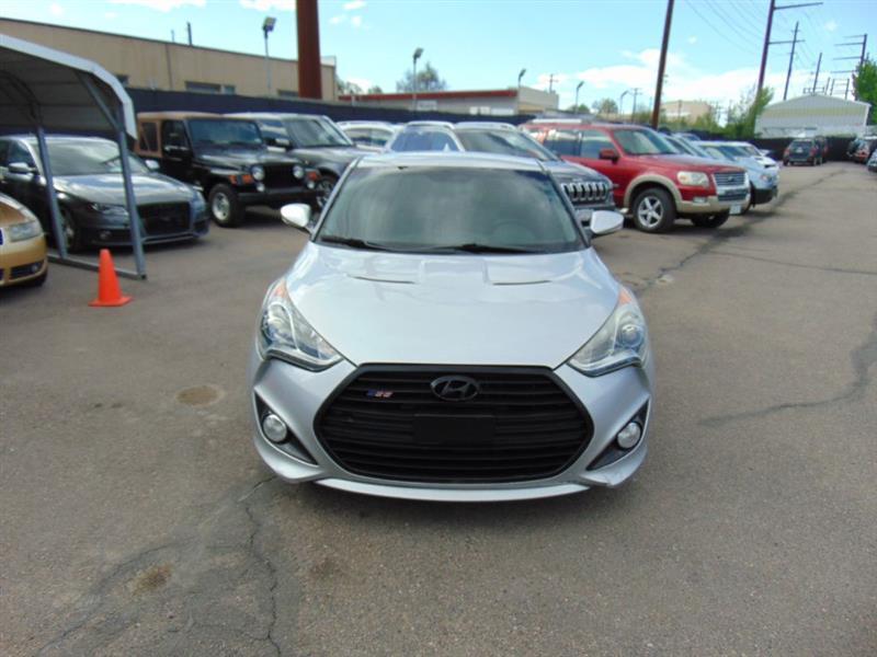 Hyundai Veloster  2013