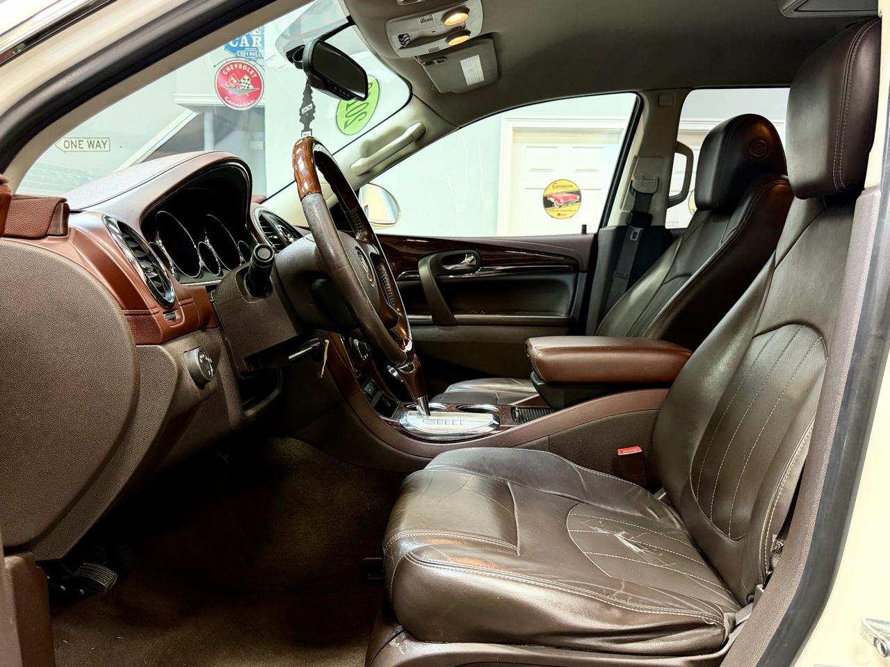 Buick Enclave FWD 4dr Leather 2013