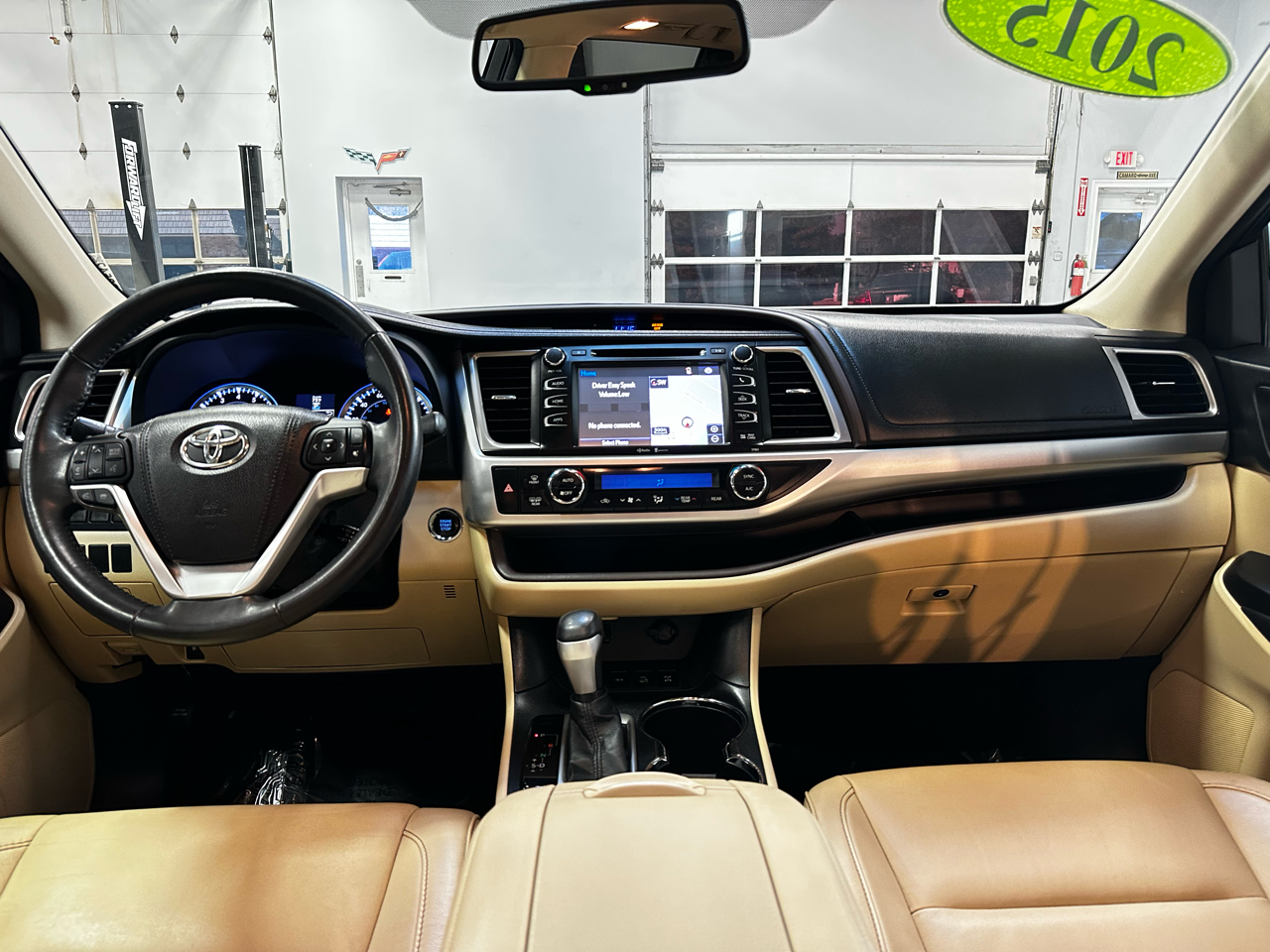 2015 Toyota Highlander XLE photo 24