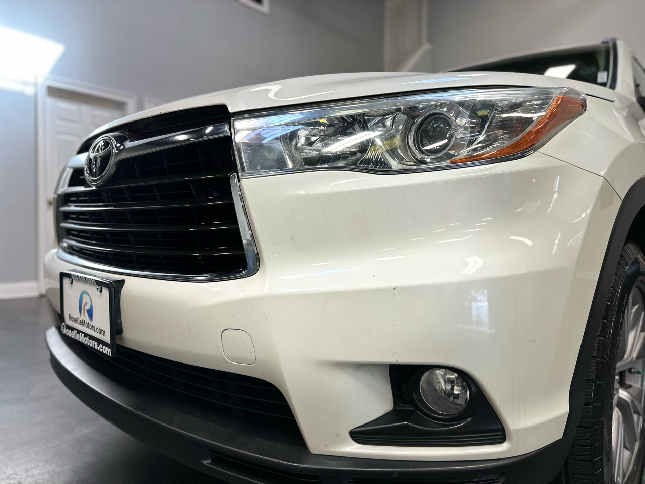 2015 Toyota Highlander XLE photo 30