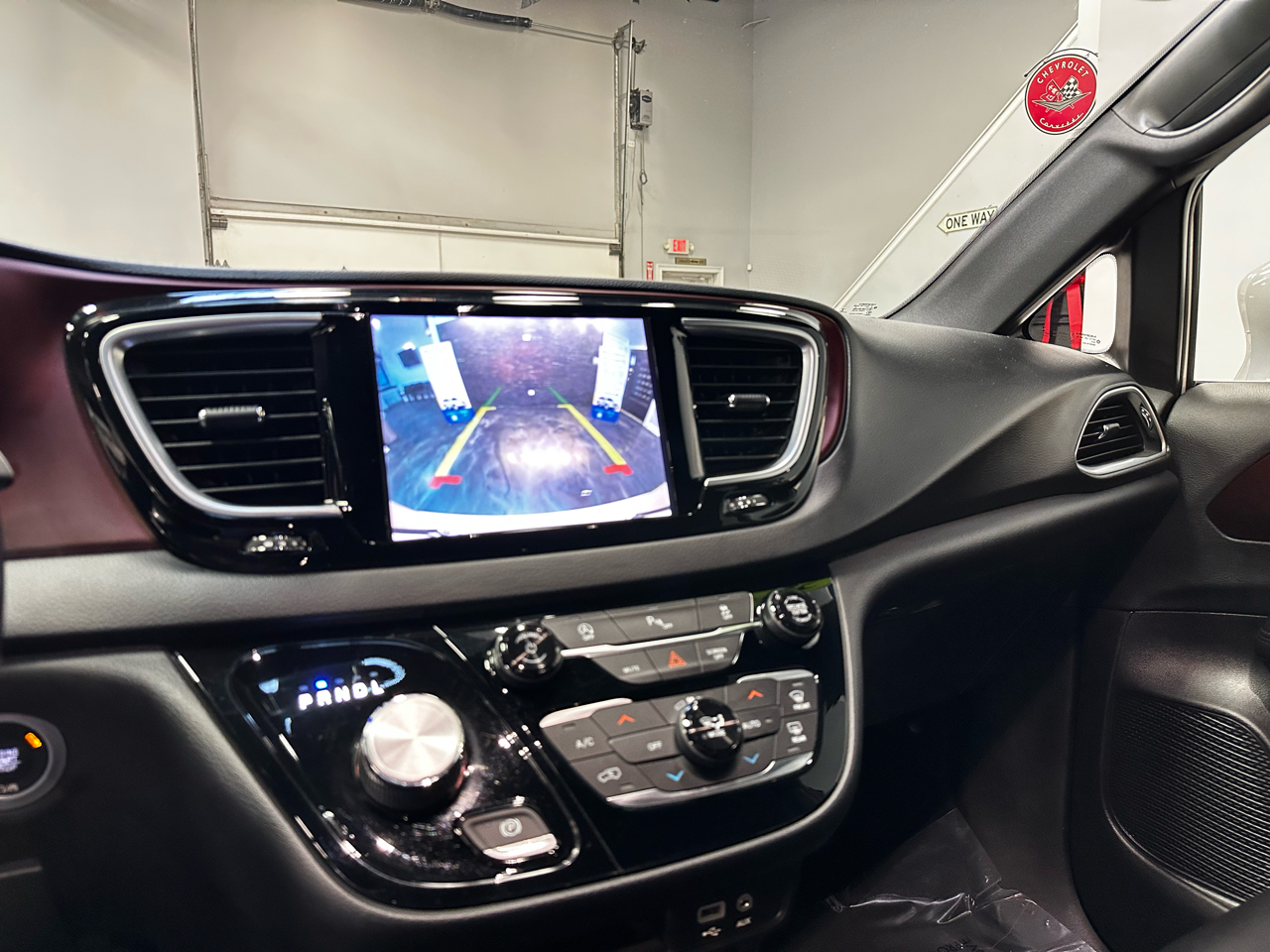 2019 Chrysler Pacifica Touring L 35th Anniversary photo 16