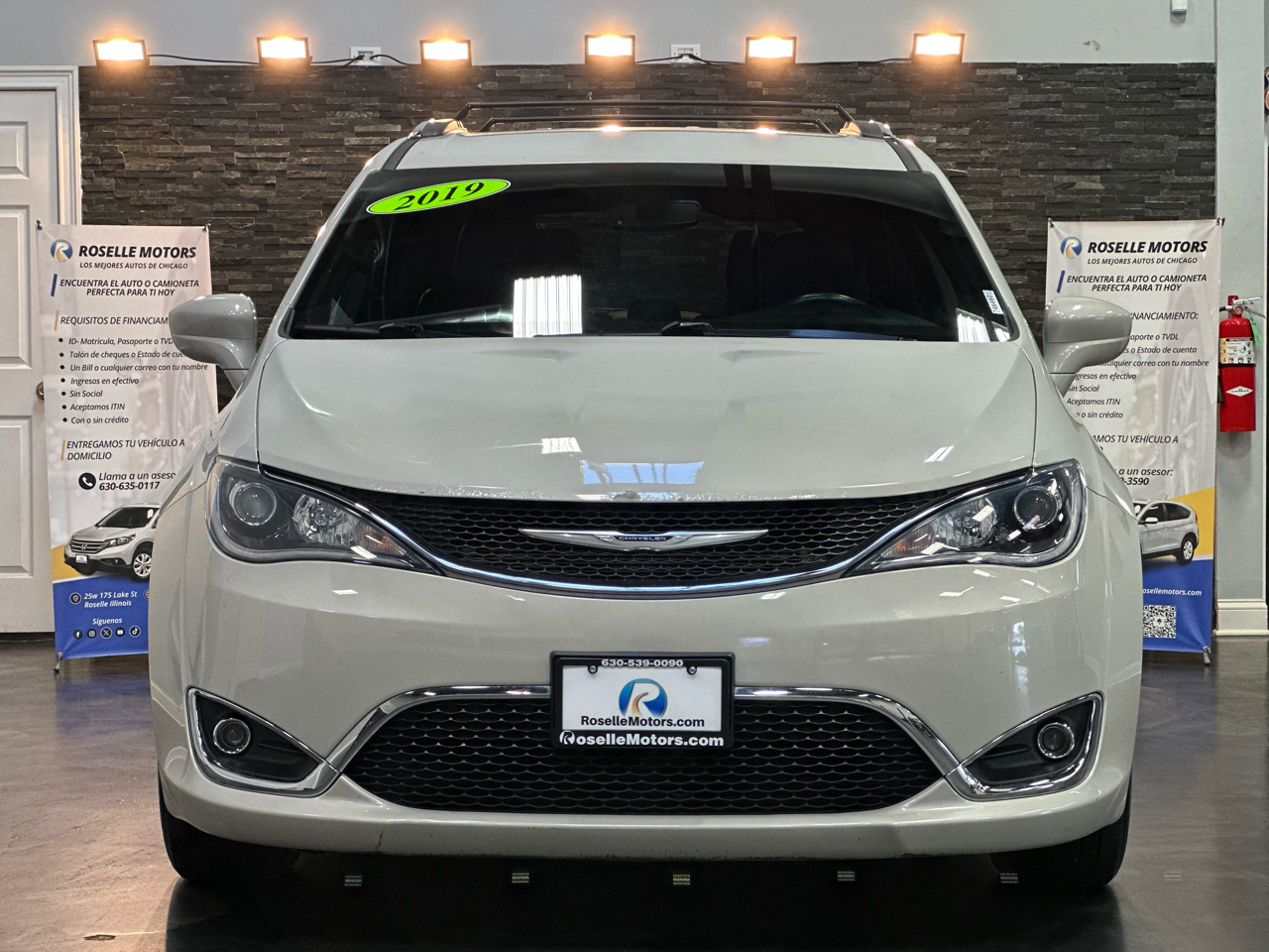 2019 Chrysler Pacifica Touring L 35th Anniversary photo 8