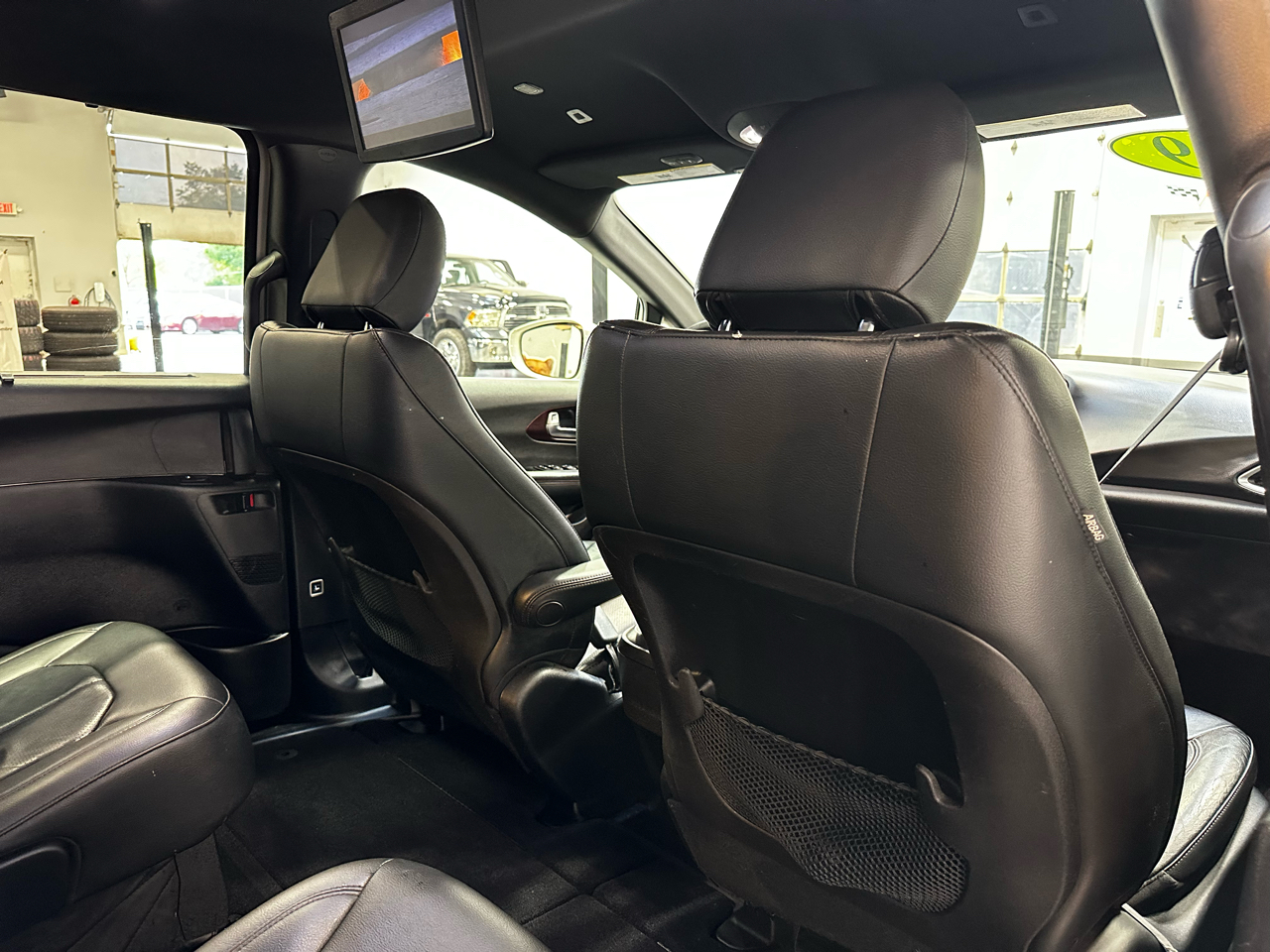 2019 Chrysler Pacifica Touring L 35th Anniversary photo 22