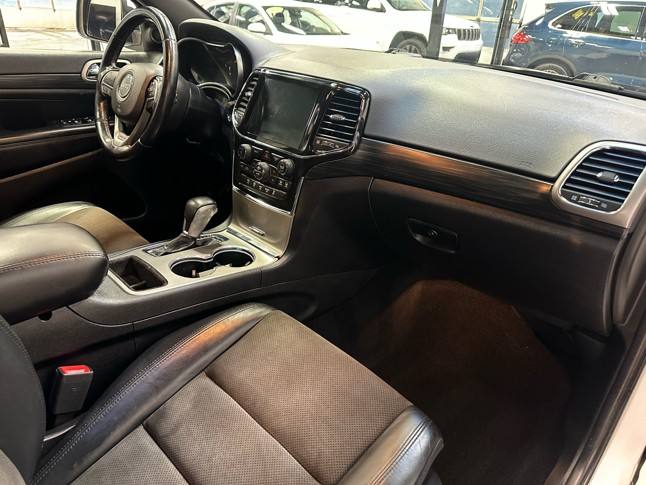 Jeep Grand Cherokee Laredo X 4x4 2021