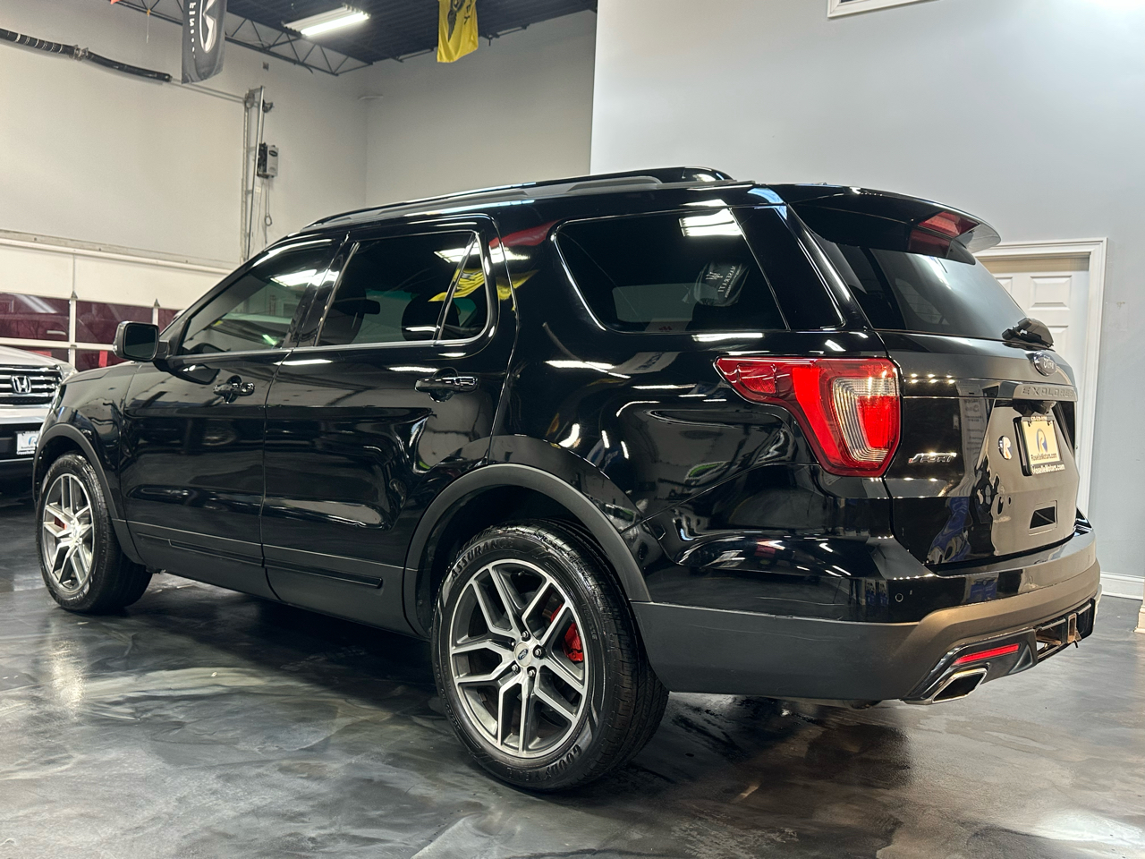 Ford Explorer 4WD 4dr Sport 2016