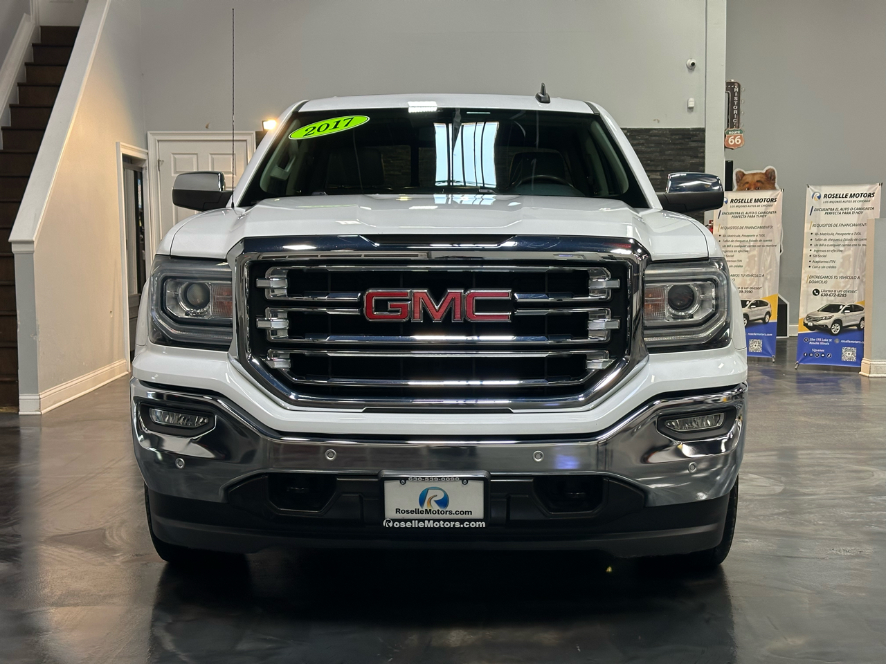 GMC Sierra 1500 4WD Crew Cab 143.5" SLT 2017