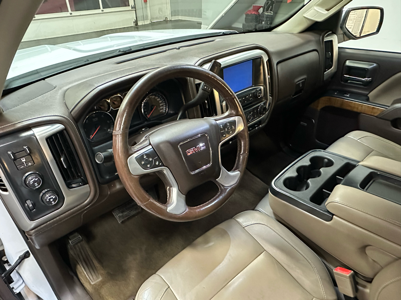 GMC Sierra 1500 4WD Crew Cab 143.5" SLT 2017
