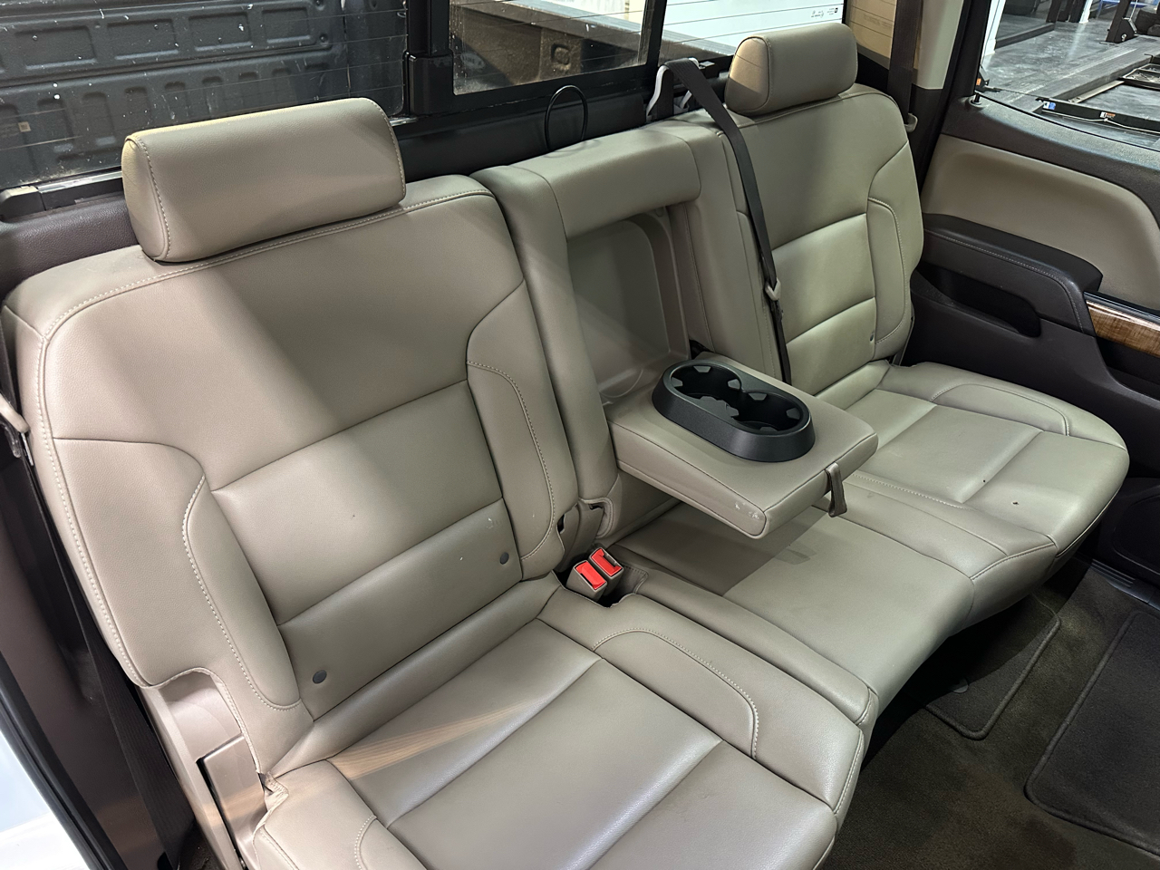 GMC Sierra 1500 4WD Crew Cab 143.5" SLT 2017