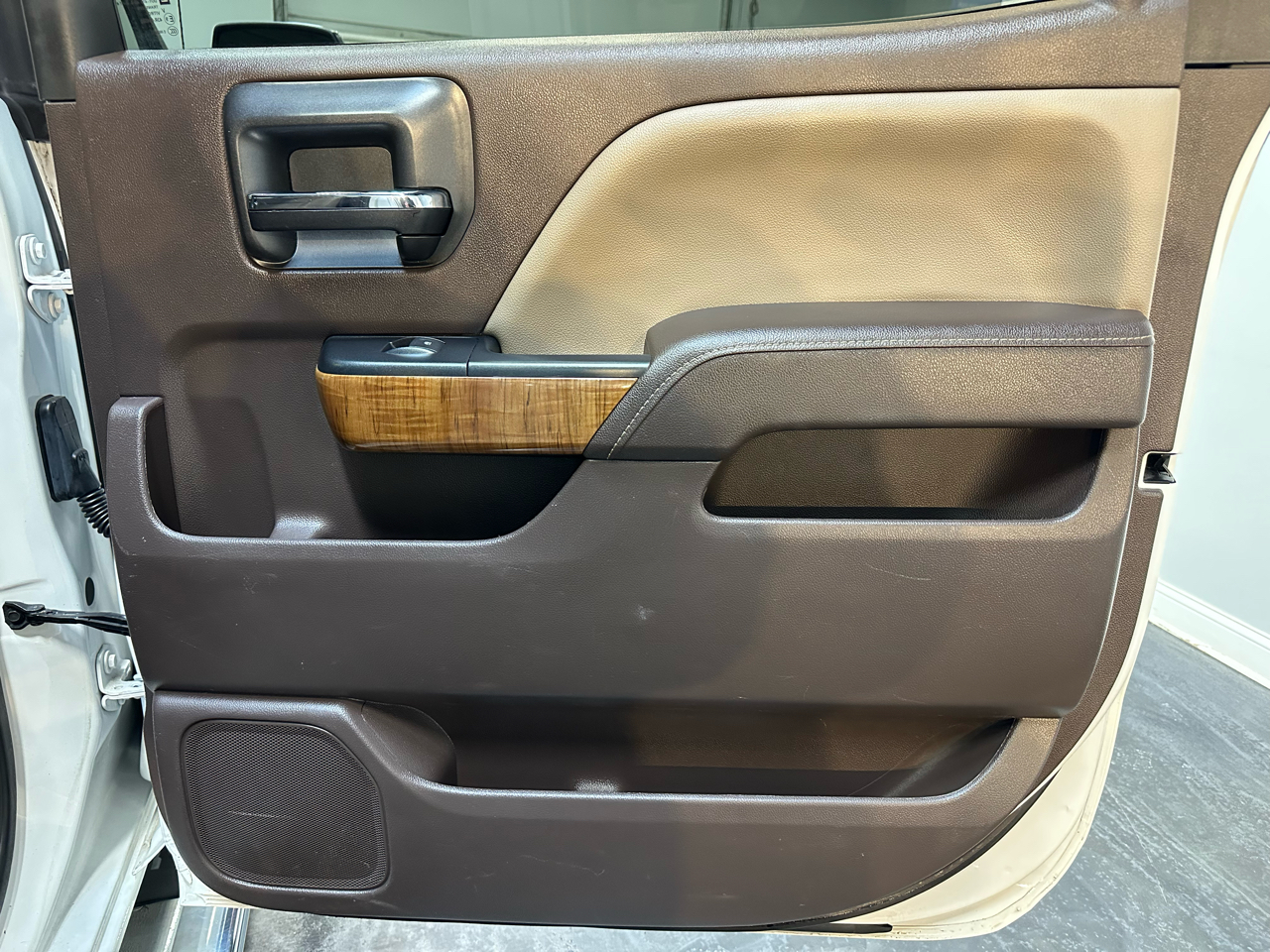 GMC Sierra 1500 4WD Crew Cab 143.5" SLT 2017